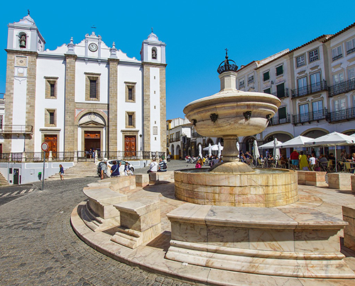 Evora