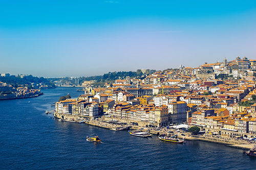 Long Distance Transfer – Lisbon – Santiago de Compostela